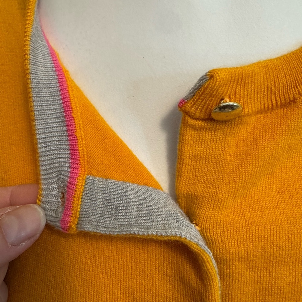 Banana Republic Vibrant Yellow Extra Fine Merino Cardigan Sweater Size M - Picture 6 of 10